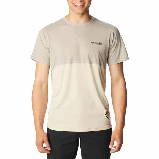 COLUMBIA Cirque River™ Graphic SS Crew - Buy Online in Nepal