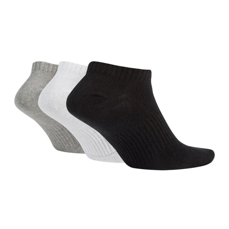 Nike Logo Pattern Casual Sports Socks - Aadima Nepal -online shopping Nepal - Fashion -Buy Clothing Online in Nepal