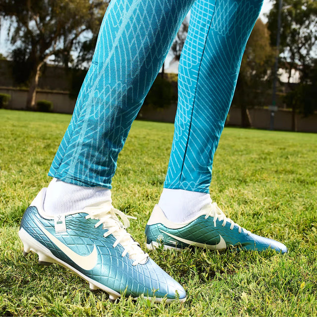 Nike Tiempo Emerald Legend 10 - Aadima Nepal -online shopping Nepal - Fashion -Buy Clothing Online in Nepal
