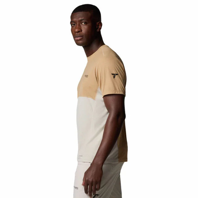 Columbia Cirque River™ Pro SS Graphic Crew - Aadima Nepal -online shopping Nepal - Fashion -Buy Clothing Online in Nepal