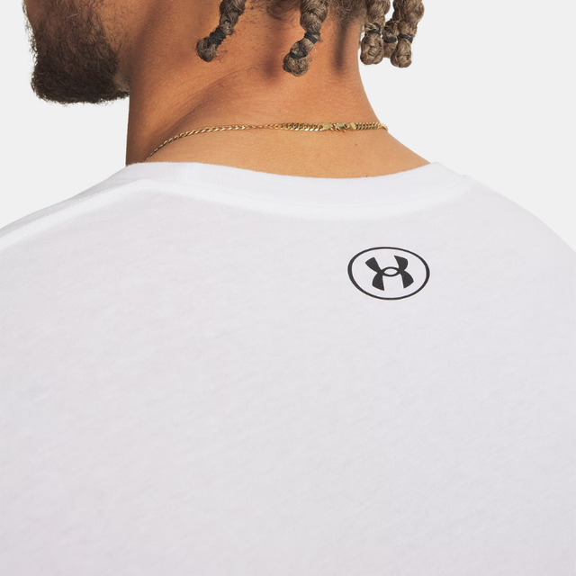 Buy Under Armour Camo Chest Stripe SS T-Shirt Online in Nepal - Online Shopping Nepal - Online Clothing Shop Nepal