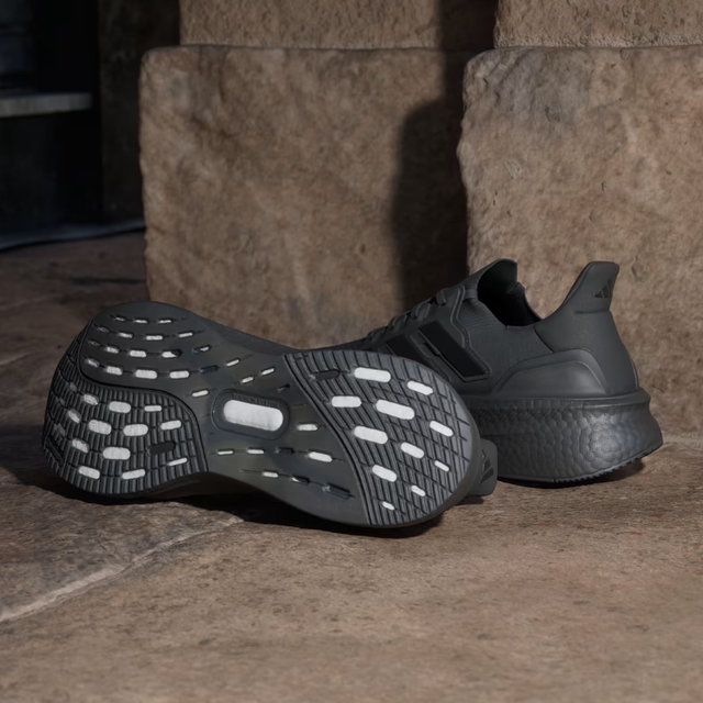 Buy Adidas Ultraboost 5 Shoes Online in Nepal - Online Shopping Nepal - Online Clothing Shop Nepal