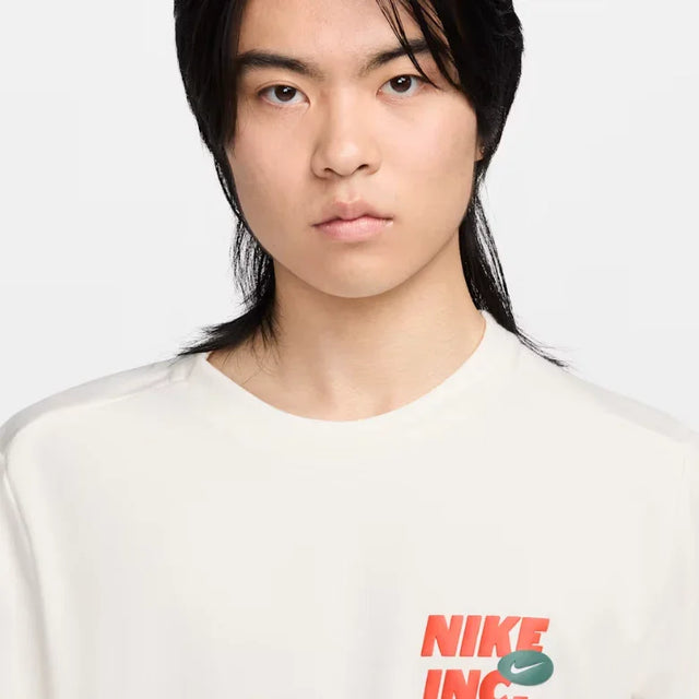 Nike Dri-FIT Fleece Long-Sleeve Fitness Crew - Aadima Nepal -online shopping Nepal - Fashion -Buy Clothing Online in Nepal