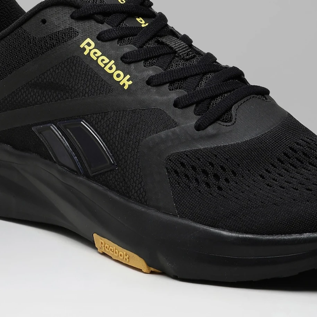 Buy Reebok Runergy LT Ventrix Running Shoes Online in Nepal - Online Shopping Nepal - Online Clothing Shop Nepal