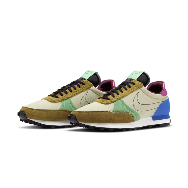 Nike Daybreak Type Fossil Green