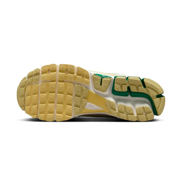 NikeAir Zoom Vomero 5 - Aadima Nepal -online shopping Nepal - Fashion -Buy Clothing Online in Nepal
