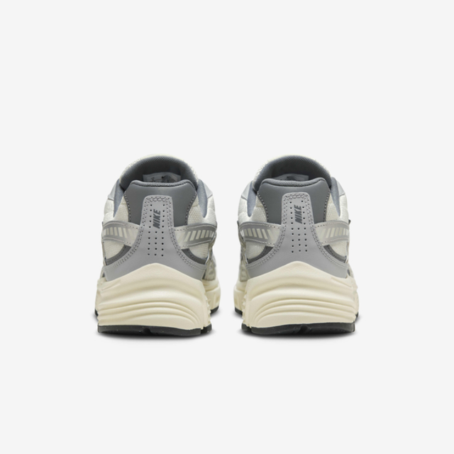 Buy Nike Initiator M Running Shoe Online in Nepal - Online Shopping Nepal - Online Clothing Shop Nepal