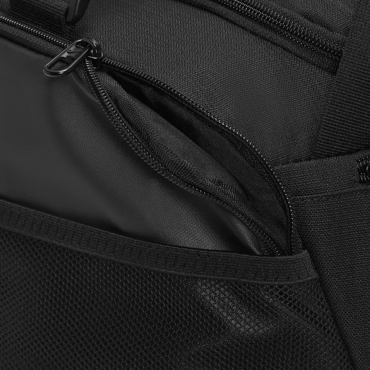 Brasilia Training Duffel Bag - Aadima Nepal -online shopping Nepal - Fashion -Buy Clothing Online in Nepal