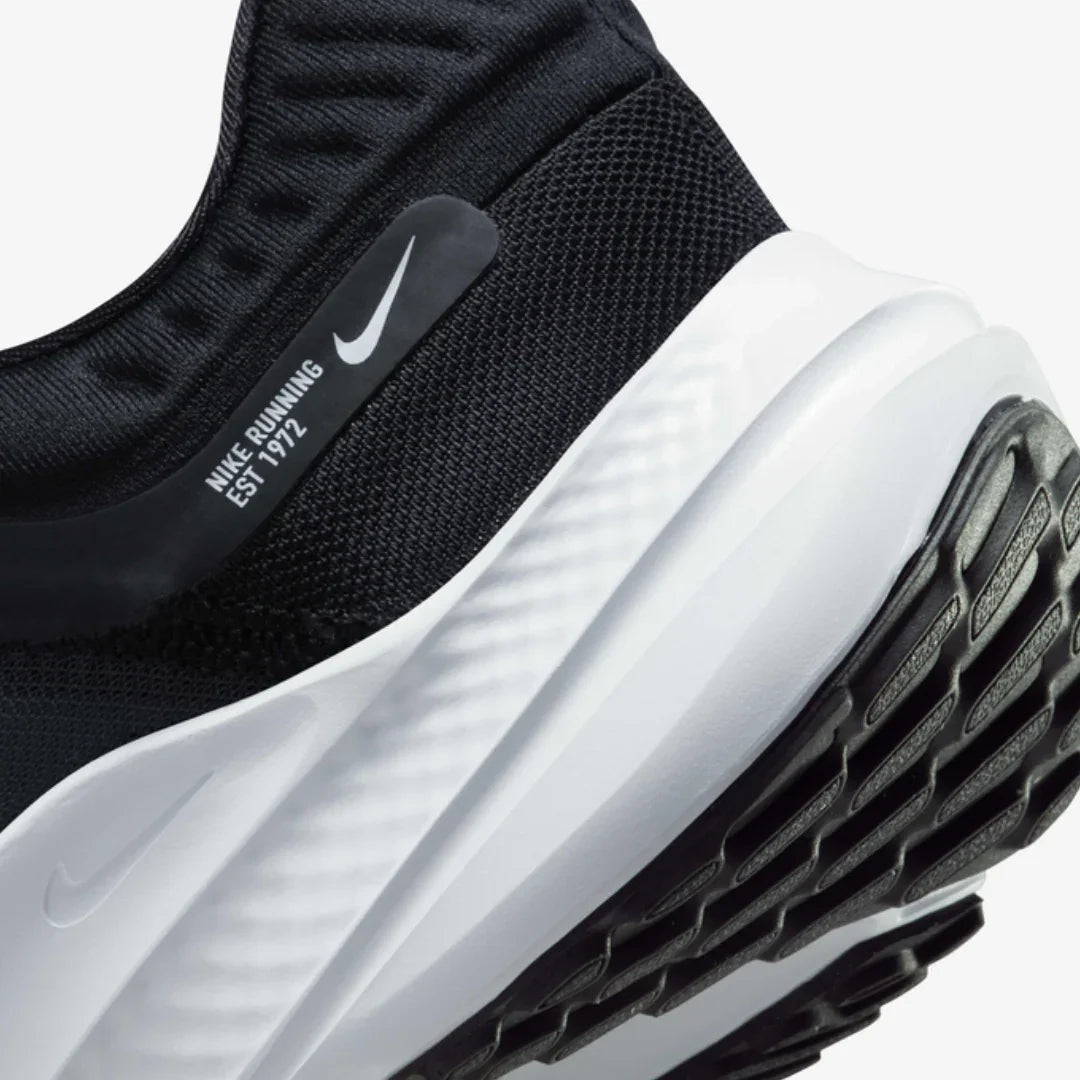 Nike Quest 5 Road Running Shoes - Aadima Nepal -online shopping Nepal - Fashion -Buy Clothing Online in Nepal