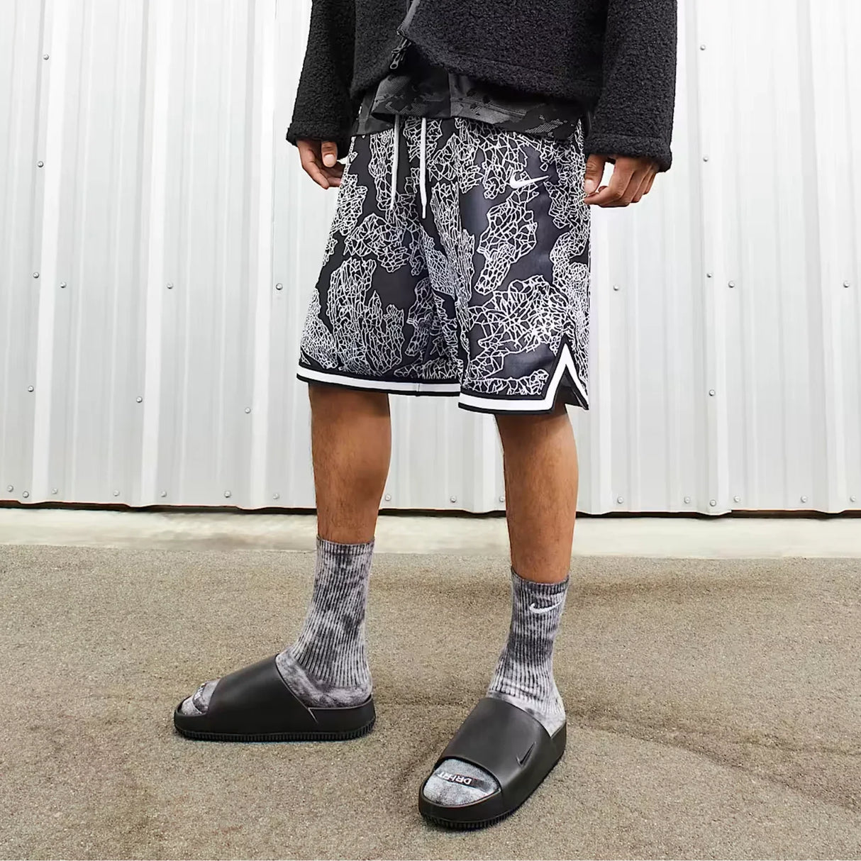 Nike Calm - Aadima Nepal -online shopping Nepal - Fashion -Buy Clothing Online in Nepal