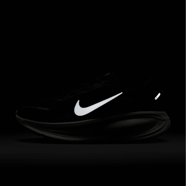 Buy Nike Vomero 18 M Road Running Shoes Online in Nepal - Online Shopping Nepal - Online Clothing Shop Nepal