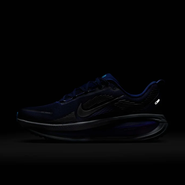 Buy Nike Vomero 18 M Road Running Shoes Online in Nepal - Online Shopping Nepal - Online Clothing Shop Nepal
