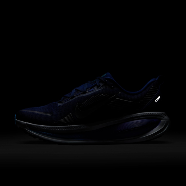 Buy Nike Vomero 18 M Road Running Shoes Online in Nepal - Online Shopping Nepal - Online Clothing Shop Nepal