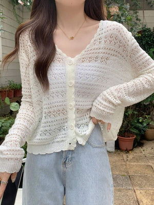 Long Sleeve Sunscreen Cover Up Top for Women Online in Nepal Shop the Women's Long Sleeve Sunscreen Cover Up Top – V-Neck, Loose Fit, and Lightweight. Perfect for casual wear and sun protection. Buy now in Nepal!