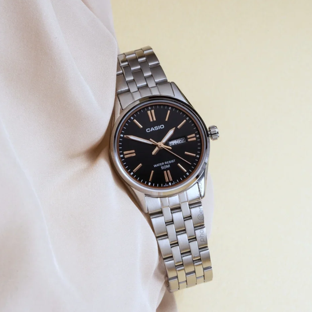 Buy CASIO ANALOG WATCH LTP-1335D-1A2V Online in Nepal - Online Shopping Nepal - Online Clothing Shop Nepal