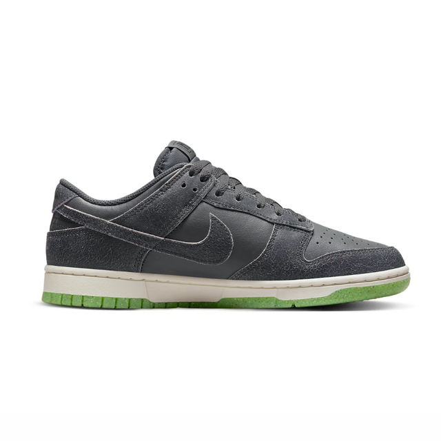 Buy Nike Dunk Low SE 'Halloween - Cauldron' Online in Nepal - Online Shopping Nepal - Online Clothing Shop Nepal