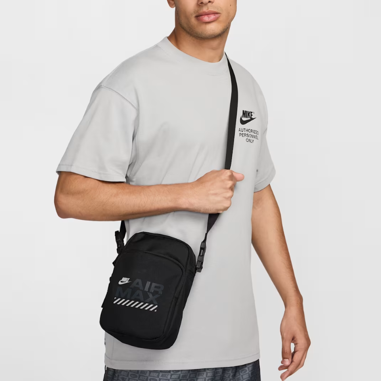 Nike Air Max Heritage Sportswear Cross Body (4L) Bag