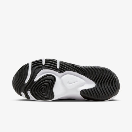 Shop Nike Legend Essential 3 NN P sneakers in Nepal. Designed for comfort & support, these durable sneakers are perfect for fast-paced workouts and gym sessions.