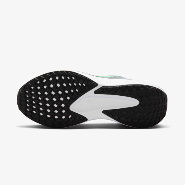 Buy Nike Quest 6 M Road Running Shoes Online in Nepal - Online Shopping Nepal - Online Clothing Shop Nepal