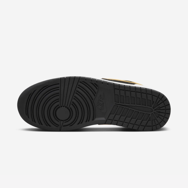 Buy Air Jordan 1 Low M Shoes Online in Nepal - Online Shopping Nepal - Online Clothing Shop Nepal