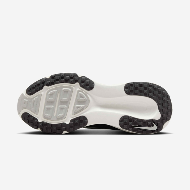 Buy Nike Vomero 18 M Road Running Shoes Online in Nepal - Online Shopping Nepal - Online Clothing Shop Nepal