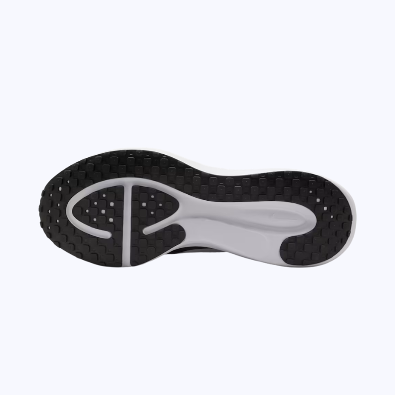 Buy Nike Revolution 8 EasyOn Men's Road Running Shoes Online in Nepal - Online Shopping Nepal - Online Clothing Shop Nepal