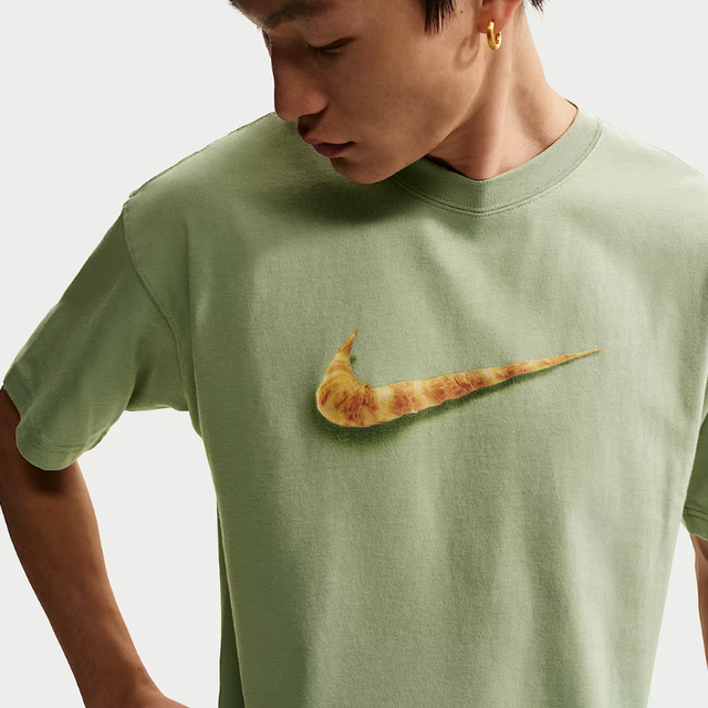 Buy Nike Sportswear M T-shirt Online in Nepal - Online Shopping Nepal - Online Clothing Shop Nepal
