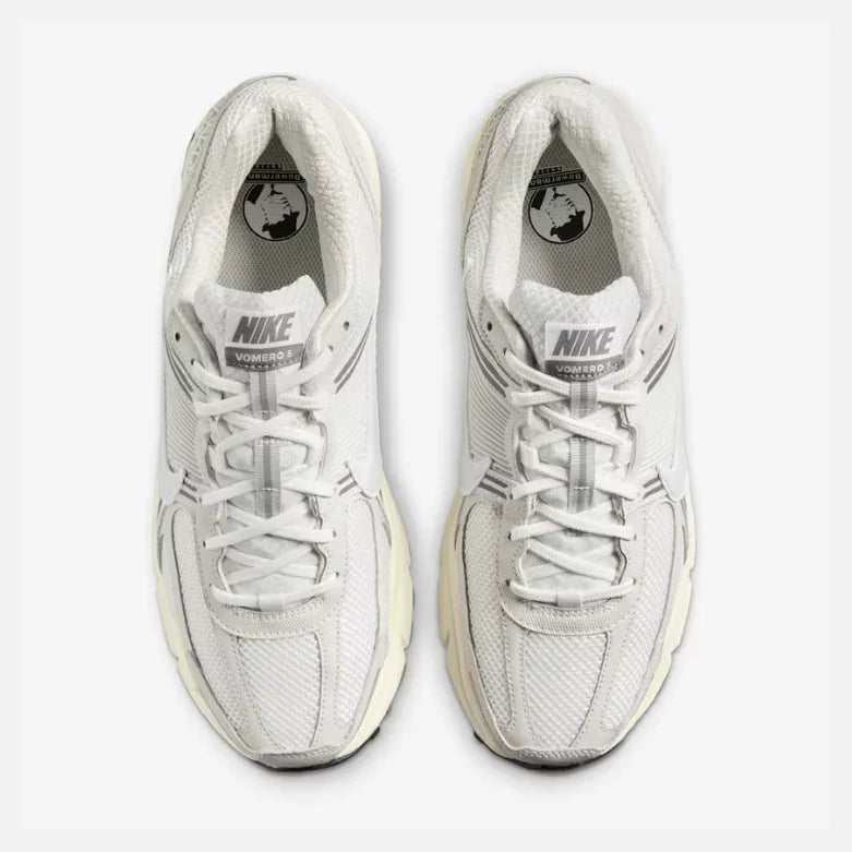 Nike Zoom Vomero 5 SE Shoes - Aadima Nepal -online shopping Nepal - Fashion -Buy Clothing Online  in Nepal