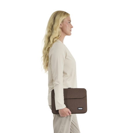 Buy Thule Lithos sleeve MacBook Air 13 (0.33 lb) Online in Nepal - Online Shopping Nepal - Online Clothing Shop Nepal