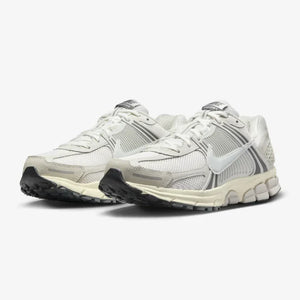 Nike Zoom Vomero 5 SE Shoes - Aadima Nepal -online shopping Nepal - Fashion -Buy Clothing Online  in Nepal