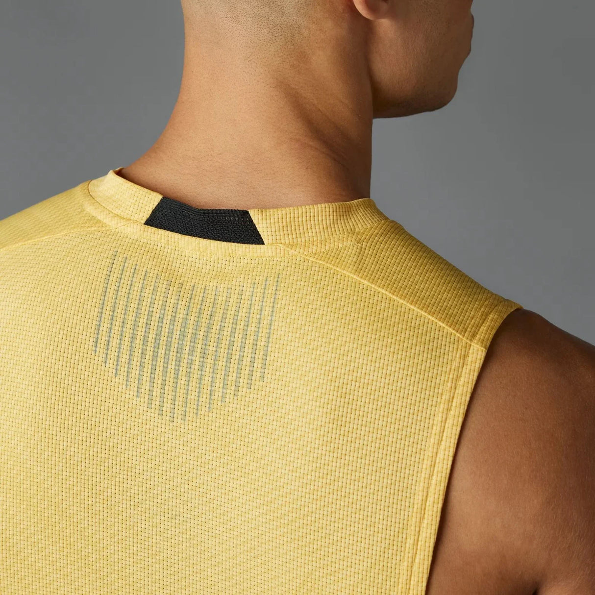 HEAT.RDY Print Tank Top - Aadima Nepal -online shopping Nepal - Fashion -Buy Clothing Online  in Nepal