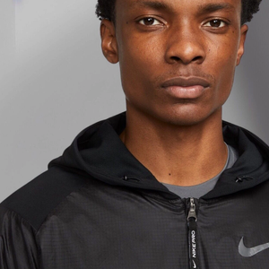 NIKE PRO 1/2 ZIP RUNNING HOODED JACKET
