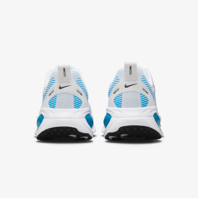 Buy Nike Vomero 18 M Road Running Shoes Online in Nepal - Online Shopping Nepal - Online Clothing Shop Nepal
