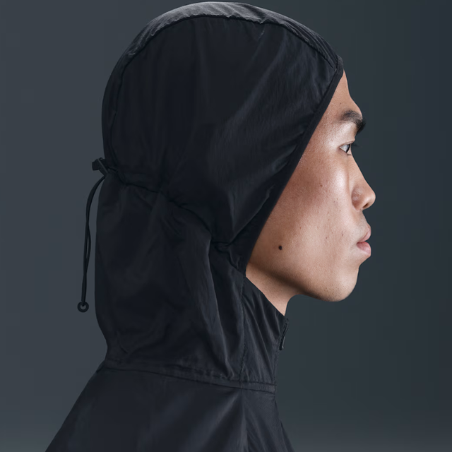 Buy Nike Stride M UV Repel Running Jacket Online in Nepal - Online Shopping Nepal - Online Clothing Shop Nepal