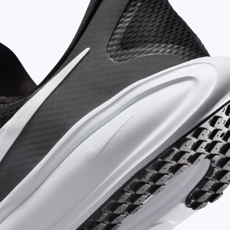 Buy Nike Revolution 8 EasyOn Men's Road Running Shoes Online in Nepal - Online Shopping Nepal - Online Clothing Shop Nepal