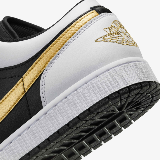 Buy Air Jordan 1 Low M Shoes Online in Nepal - Online Shopping Nepal - Online Clothing Shop Nepal