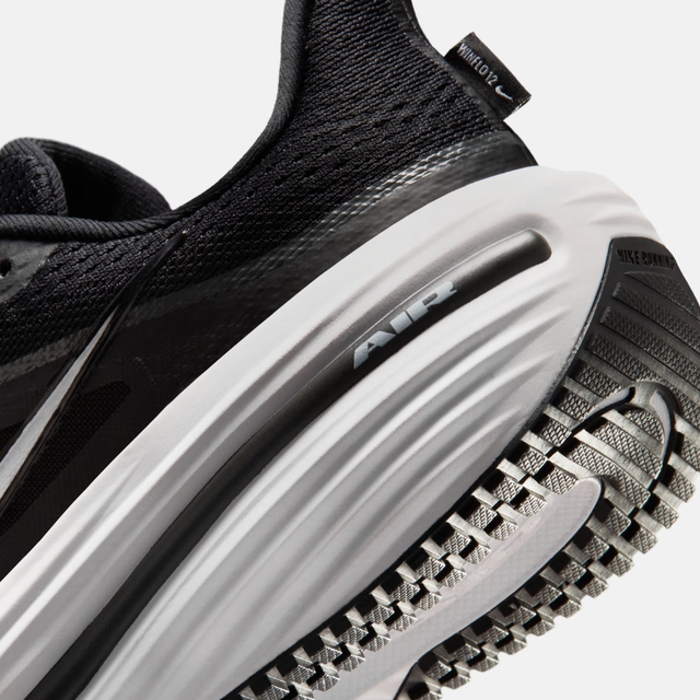 Buy Nike Winflo 12 M Road Running Shoes Online in Nepal - Online Shopping Nepal - Online Clothing Shop Nepal