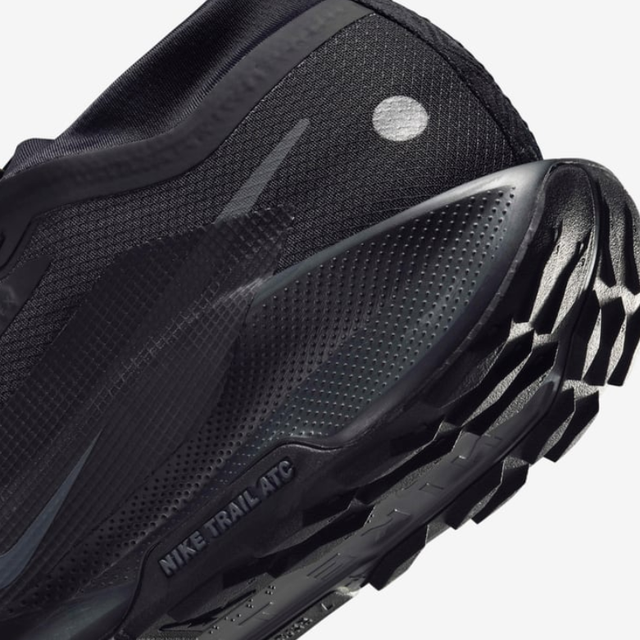 Buy Nike Pegasus Trail 5 GORE-TEX M Online in Nepal - Online Shopping Nepal - Online Clothing Shop Nepal