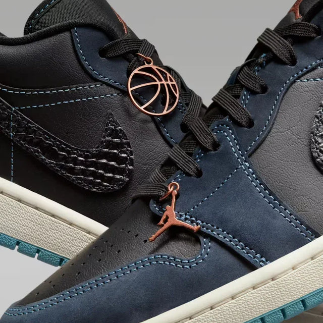 Air Jordan 1 Low SE Women's Shoes - Aadima Nepal -online shopping Nepal - Fashion -Buy Clothing Online  in Nepal