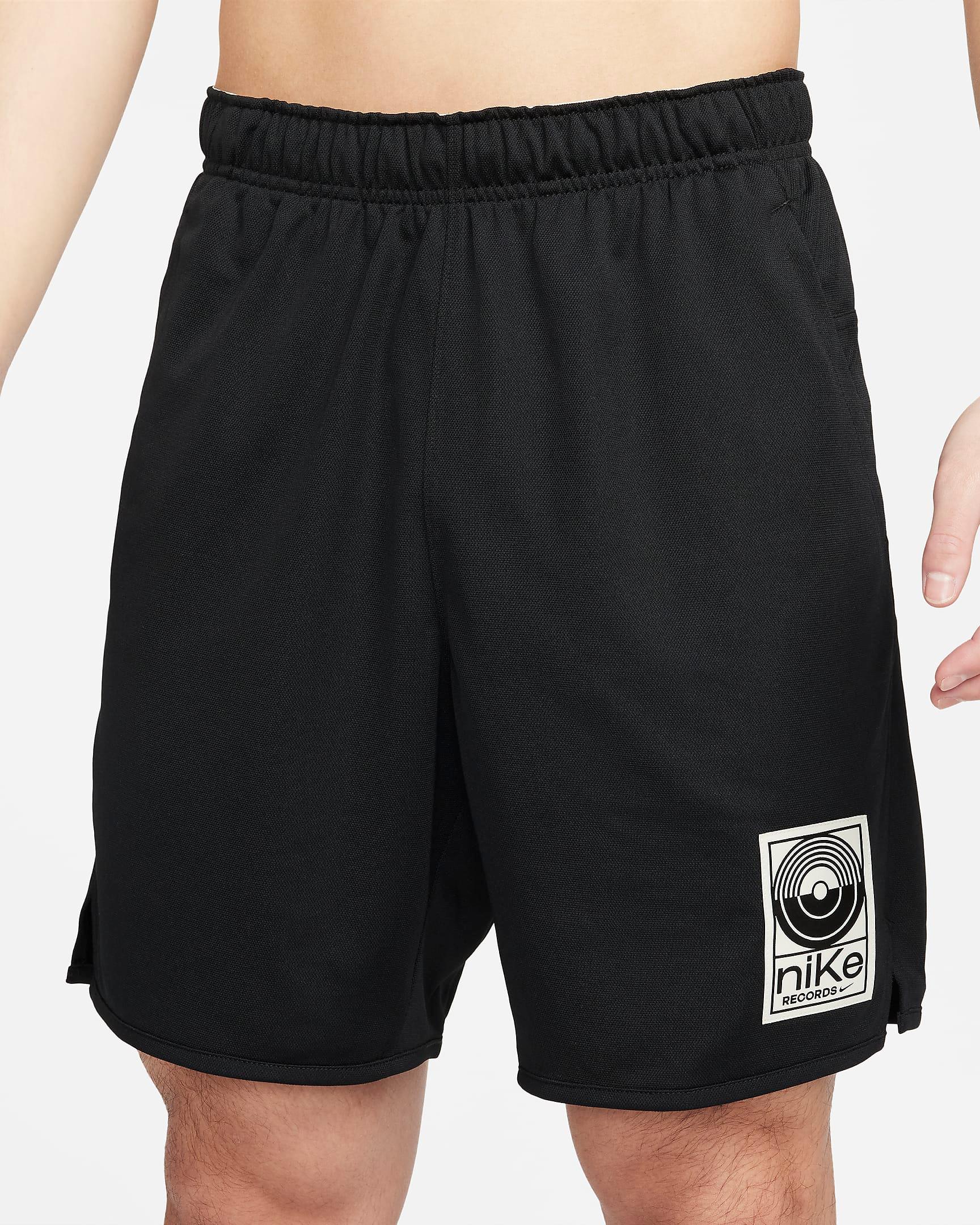 Nike Totality Studio '72 Dri-FIT 7" - Aadima Nepal -online shopping Nepal - Fashion -Buy Clothing Online  in Nepal