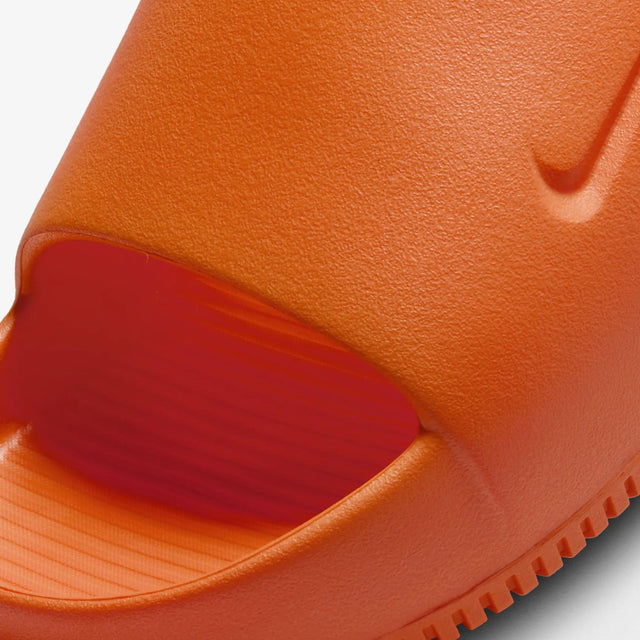 Buy Nike Calm Slides Online in Nepal Shop the Nike Calm Slides in Nepal. Designed for ultimate comfort with soft foam and a minimalist look, perfect for relaxing and easy to style with any outfit.