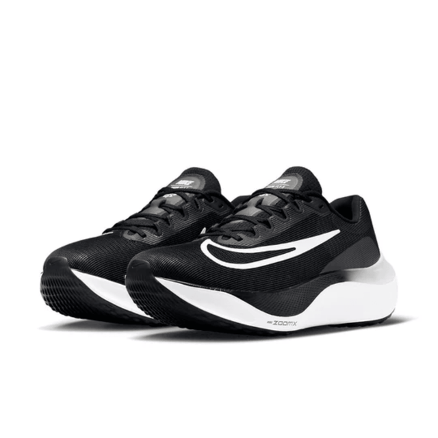 Nike Zoom Fly 5 - Buy Running Shoes Online in Nepal Aadima Nepal Transition seamlessly from your weekend training to race day with a durable design built for more than just the starting line. Offering comfort, reliability, and a propulsive feel, this shoe